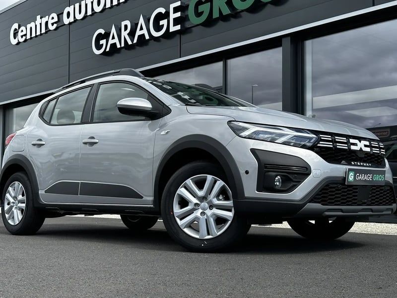 Photo de la voiture DACIA SANDERO ECO-G 100 Stepway Expression