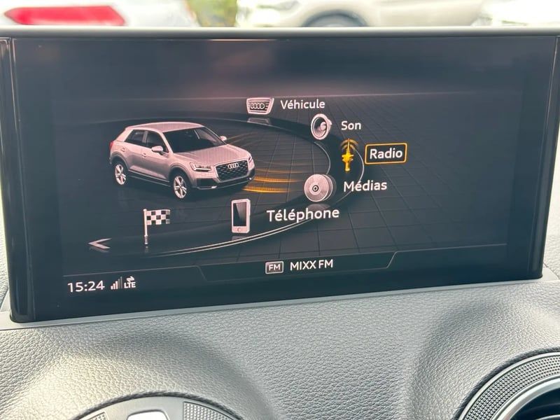 Photo de la voiture AUDI Q2 35 TFSI 150 S tronic 7 S line