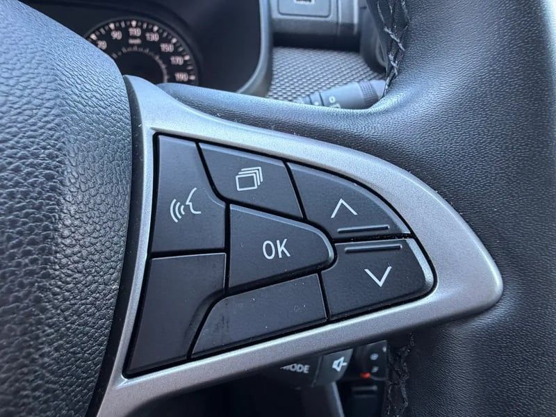 Photo de la voiture DACIA SANDERO ECO-G 100 Stepway Expression