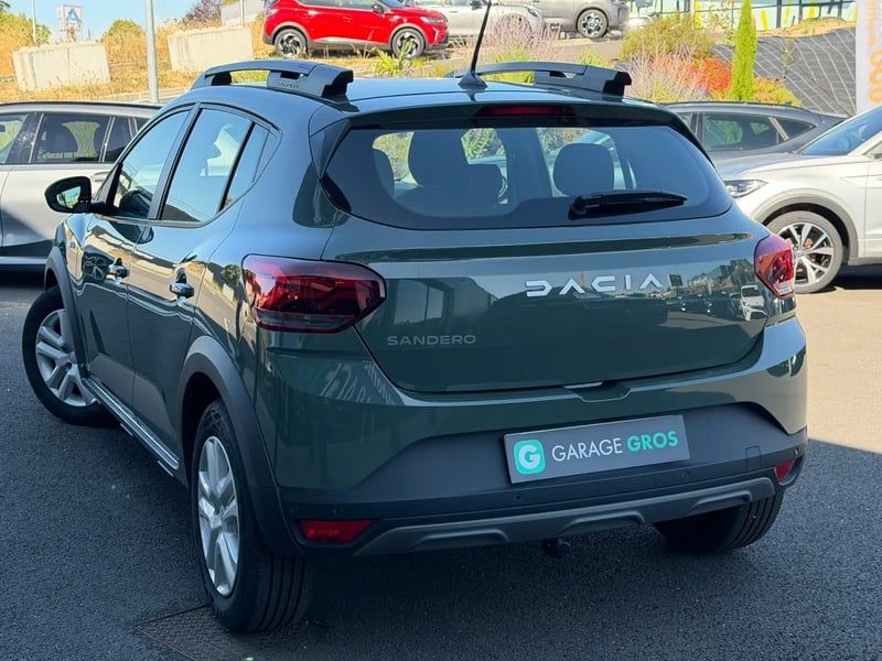 Photo de la voiture DACIA SANDERO ECO-G 100 Stepway Expression