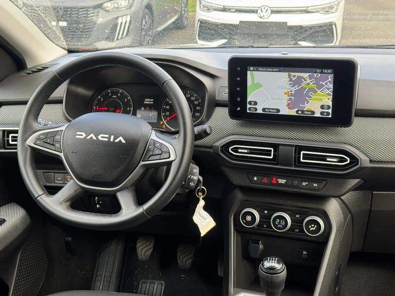 Photo de la voiture DACIA JOGGER ECO-G 100 7 places GSR2 Expression