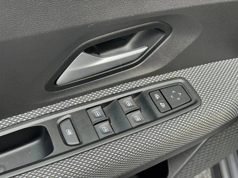 Photo de la voiture DACIA JOGGER ECO-G 100 7 places GSR2 Expression