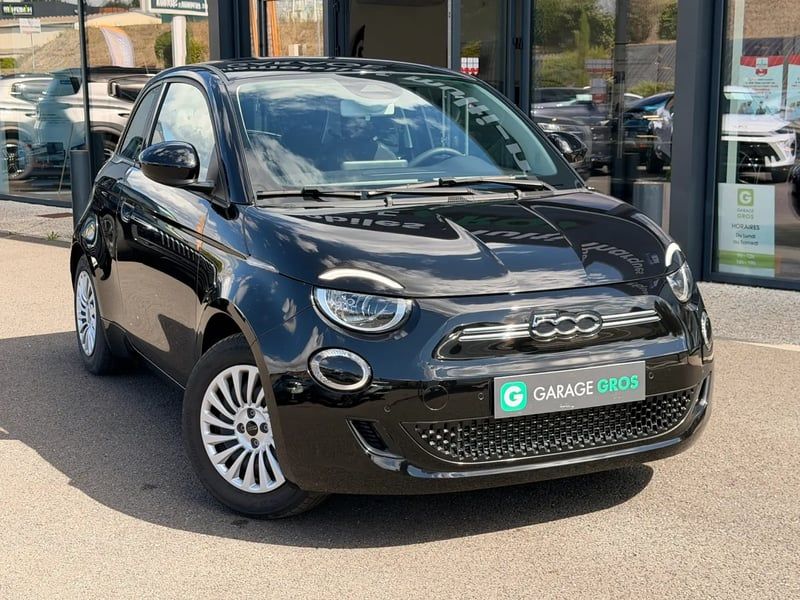 Photo de la voiture FIAT 500e BERLINE 500 e 95 ch Nouvelle 500