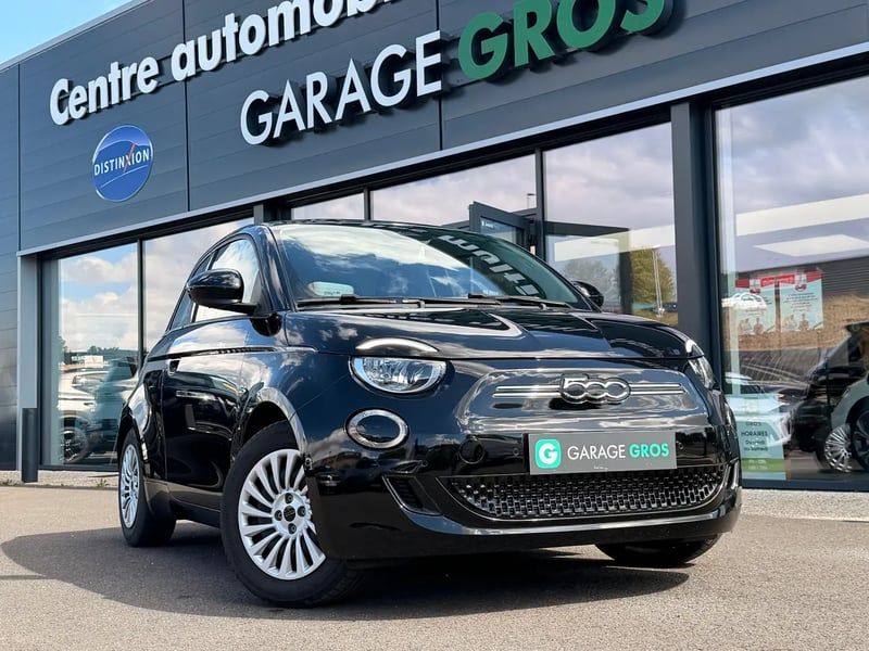 Photo de la voiture FIAT 500e BERLINE 500 e 95 ch Nouvelle 500