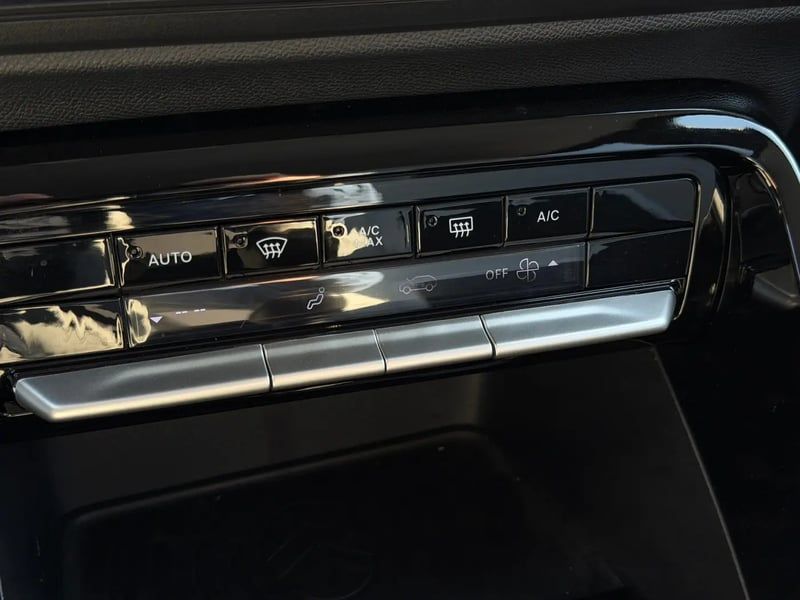 Photo de la voiture CITROEN C3 Turbo 100 ch BVM6 Max