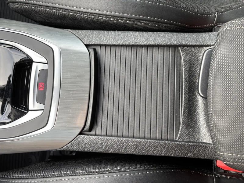 Photo de la voiture PEUGEOT 308 PureTech 130ch S&S BVM6 Allure