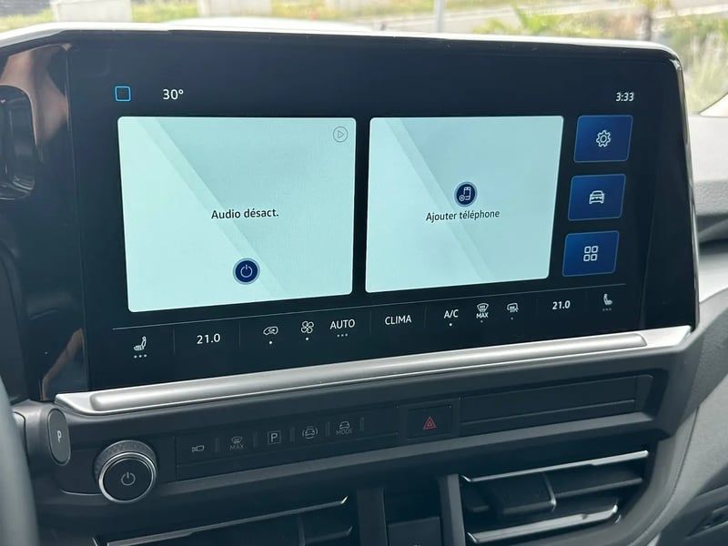 Photo de la voiture VOLKSWAGEN TRANSPORTER PROCAB L1H1 2.0 TDI 170 BVA8 BUSINESS