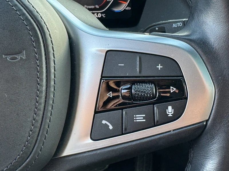 Photo de la voiture BMW SERIE 1 F40 118d 150 ch BVA8 M Sport