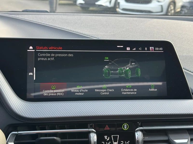 Photo de la voiture BMW SERIE 1 F40 118d 150 ch BVA8 M Sport