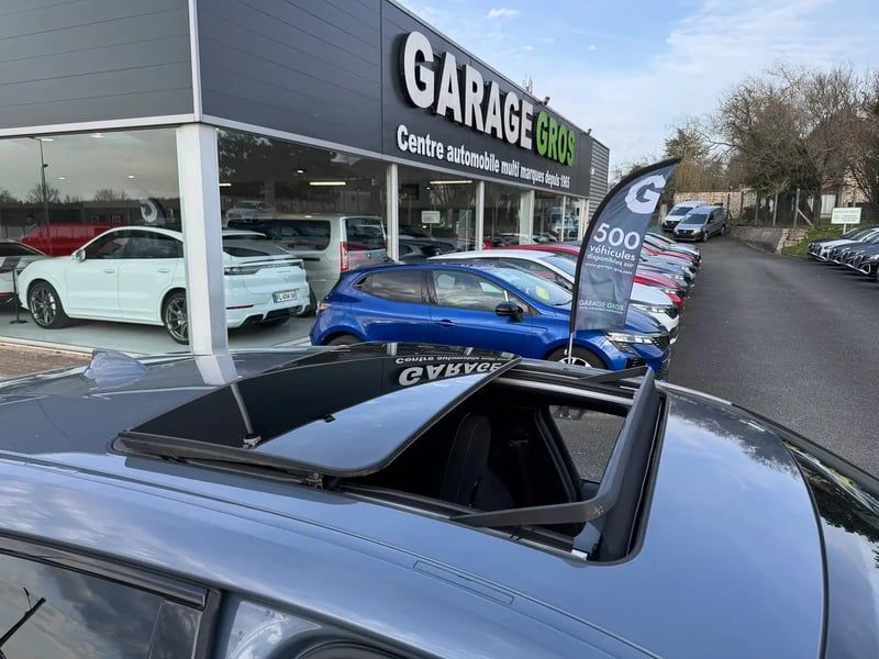 Photo de la voiture BMW SERIE 1 F40 118d 150 ch BVA8 M Sport