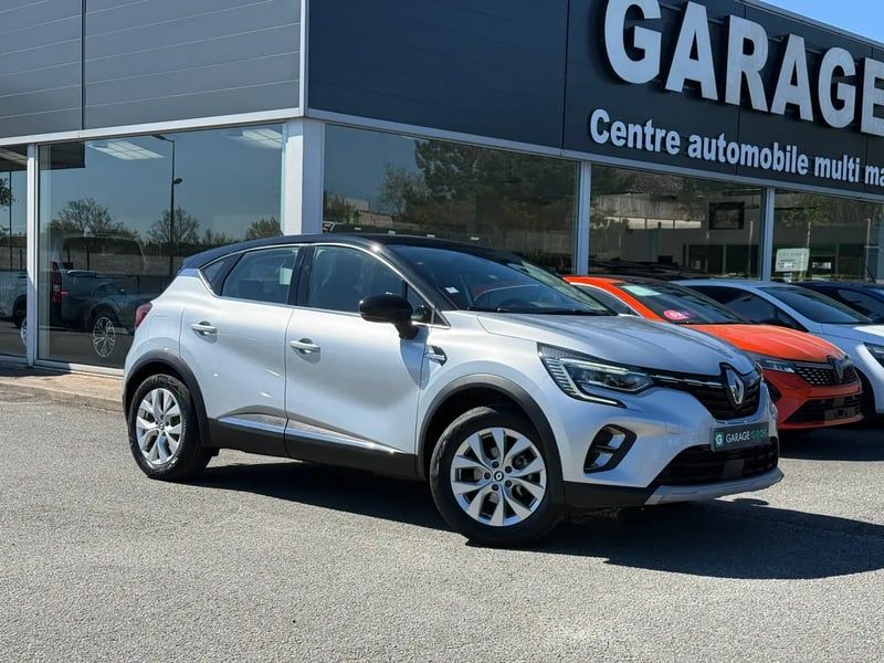 Photo de la voiture RENAULT CAPTUR TCe 90 - 21 Intens