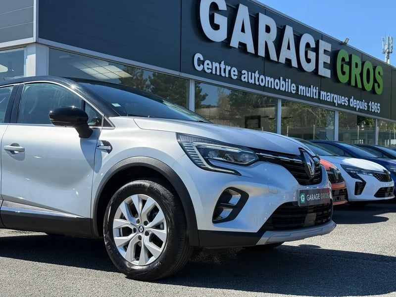 Photo de la voiture RENAULT CAPTUR TCe 90 - 21 Intens