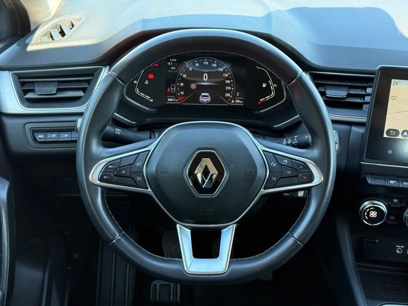 Photo de la voiture RENAULT CAPTUR TCe 90 - 21 Intens