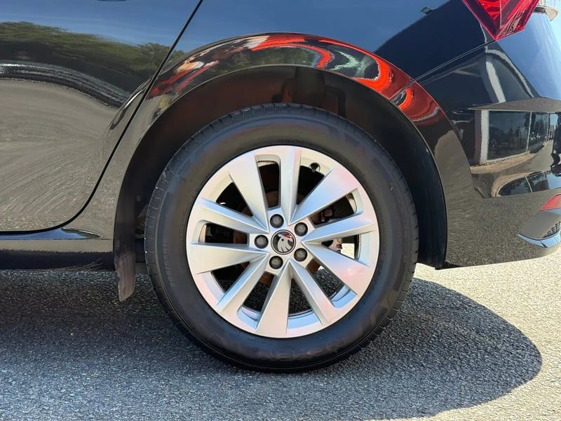 Photo de la voiture SKODA SCALA 1.0 TSI Evo 2 116 ch BVM6 Selection