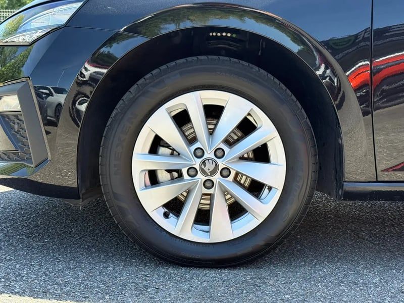 Photo de la voiture SKODA SCALA 1.0 TSI Evo 2 116 ch BVM6 Selection