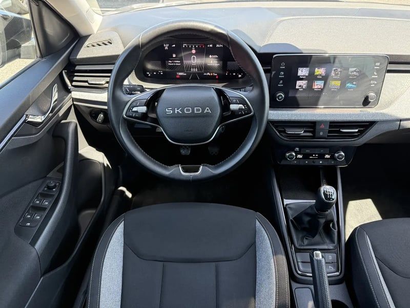 Photo de la voiture SKODA SCALA 1.0 TSI Evo 2 116 ch BVM6 Selection