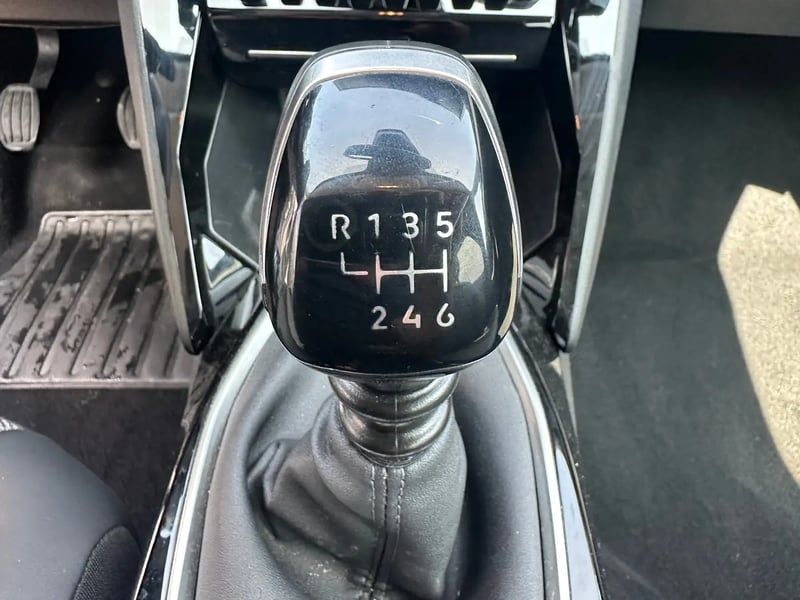 Photo de la voiture PEUGEOT 208 100 S&S BVM6 Allure