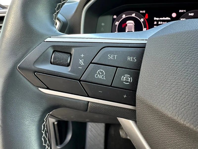 Photo de la voiture SEAT LEON SPORTSTOURER 2.0 TDI 115 BVM6 Business