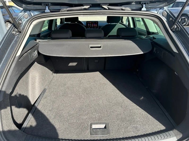 Photo de la voiture SEAT LEON SPORTSTOURER 2.0 TDI 115 BVM6 Business