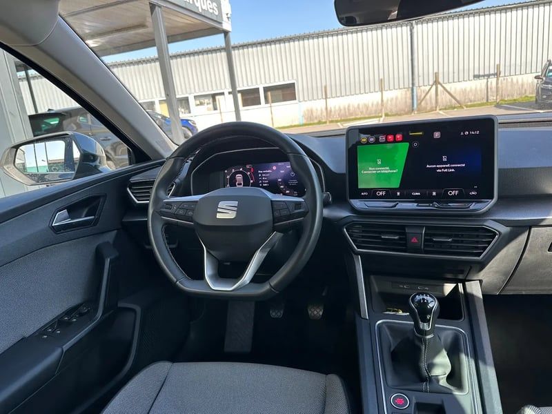 Photo de la voiture SEAT LEON SPORTSTOURER 2.0 TDI 115 BVM6 Business