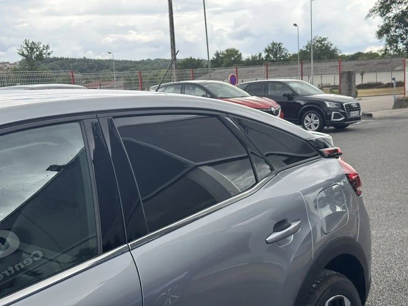 Photo de la voiture CITROEN C4 BlueHDi 130 S&S EAT8 Shine