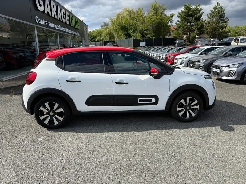 Photo de la voiture CITROEN C3 PureTech 83 S&S BVM5 Shine