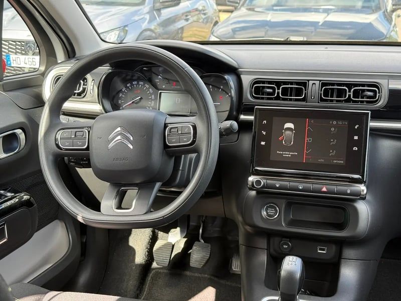 Photo de la voiture CITROEN C3 PureTech 83 S&S BVM5 Shine