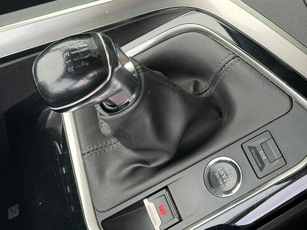 Photo de la voiture PEUGEOT 3008 BlueHDi 130ch S&S BVM6 Active Pack