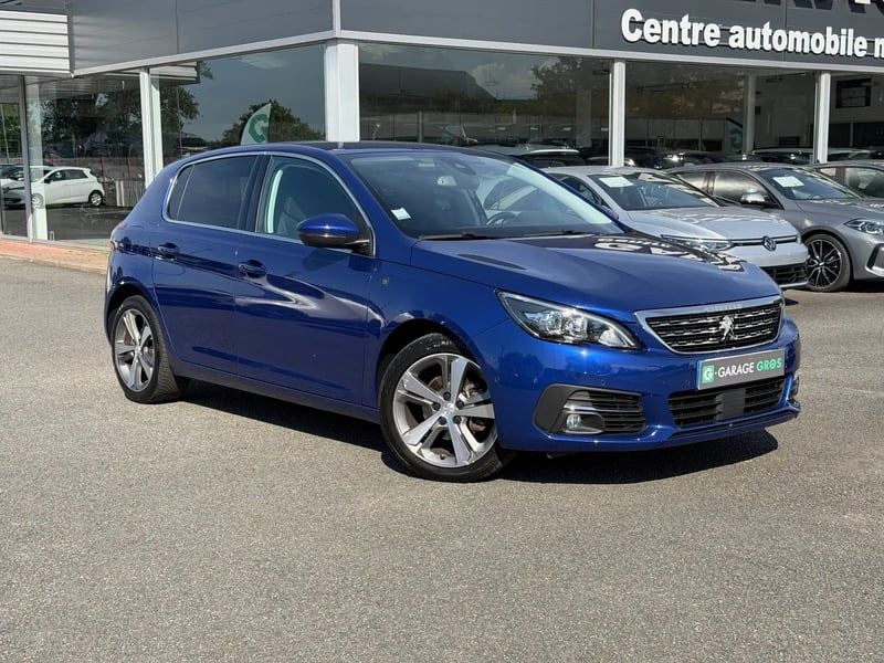 Photo de la voiture PEUGEOT 308 BlueHDi 130ch S&S EAT8 Tech Edition