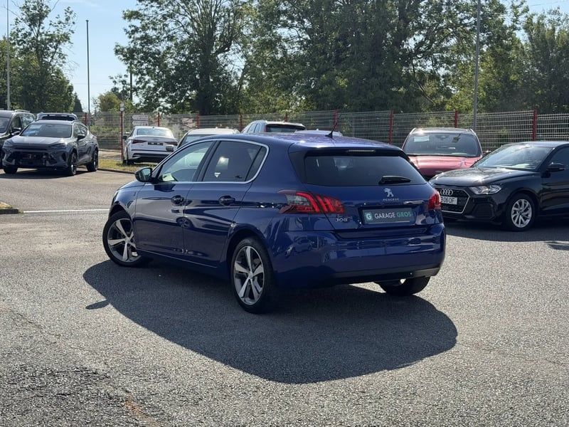 Photo de la voiture PEUGEOT 308 BlueHDi 130ch S&S EAT8 Tech Edition