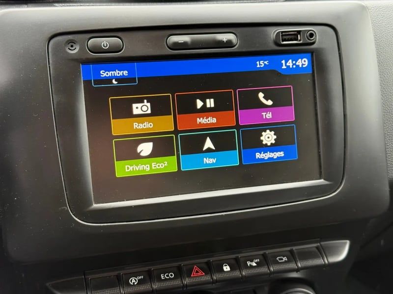 Photo de la voiture DACIA DUSTER Blue dCi 115 4x2 SL Techroad