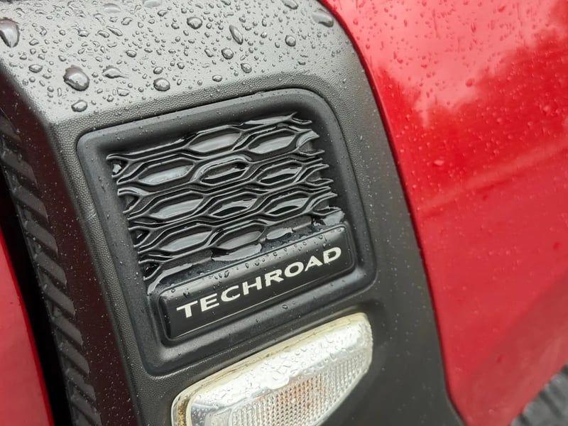 Photo de la voiture DACIA DUSTER Blue dCi 115 4x2 SL Techroad