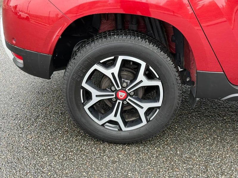 Photo de la voiture DACIA DUSTER Blue dCi 115 4x2 SL Techroad