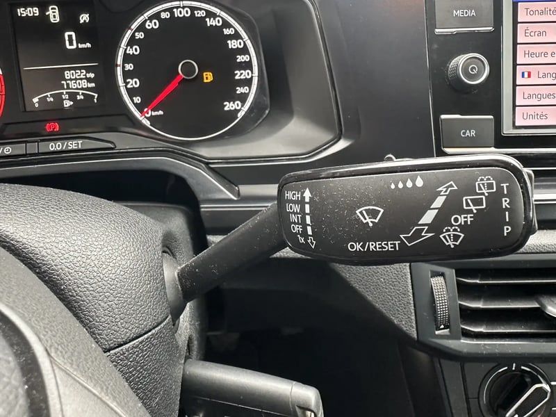 Photo de la voiture VOLKSWAGEN POLO 1.0 80 S&S BVM5 Trendline