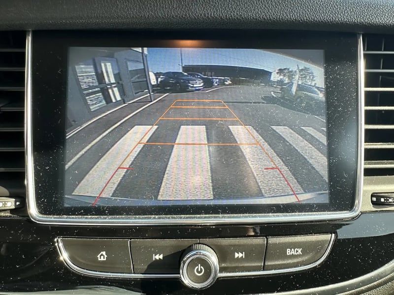 Photo de la voiture OPEL MOKKA X 1.6 CDTI - 136 ch 4x2 BVA6 Midnight Edition