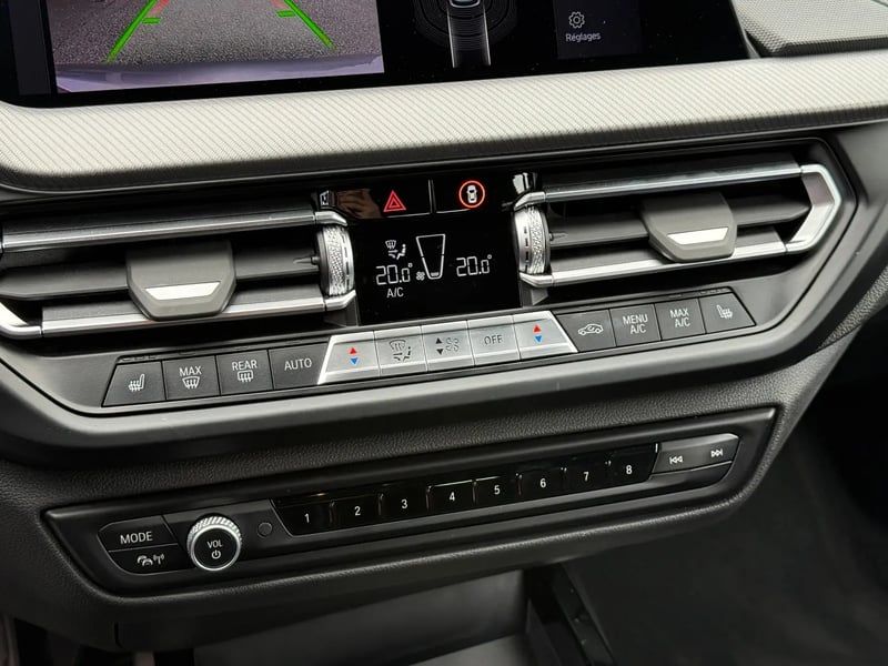 Photo de la voiture BMW SERIE 1 F40 118d 150 ch BVA8 M Sport