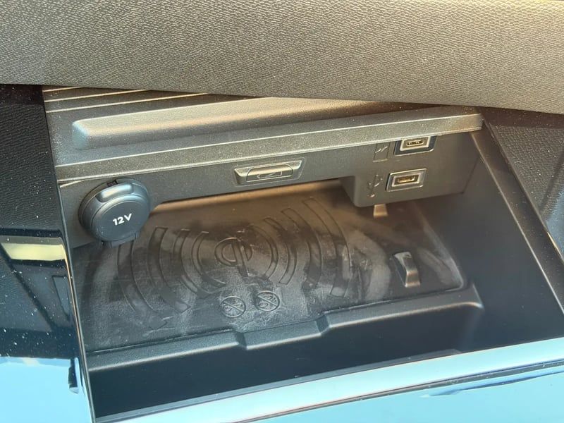 Photo de la voiture OPEL ASTRA SPORTS TOURER Hybride Rechargeable 180 ch BVA8 GS