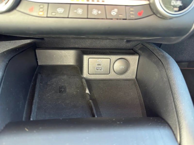 Photo de la voiture FORD KUGA 1.5 EcoBlue 120 BVA8 ST-Line