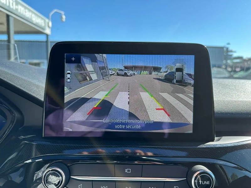 Photo de la voiture FORD KUGA 1.5 EcoBlue 120 BVA8 ST-Line