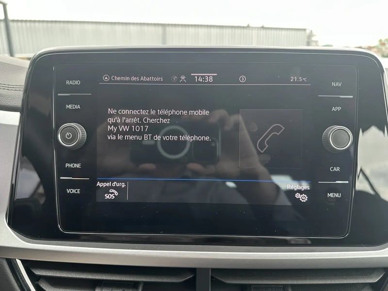 Photo de la voiture VOLKSWAGEN T-ROC 1.0 TSI 116 Start/Stop BVM6 Life Plus