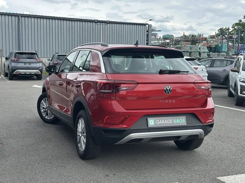 Photo de la voiture VOLKSWAGEN T-ROC 1.0 TSI 116 Start/Stop BVM6 Life Plus