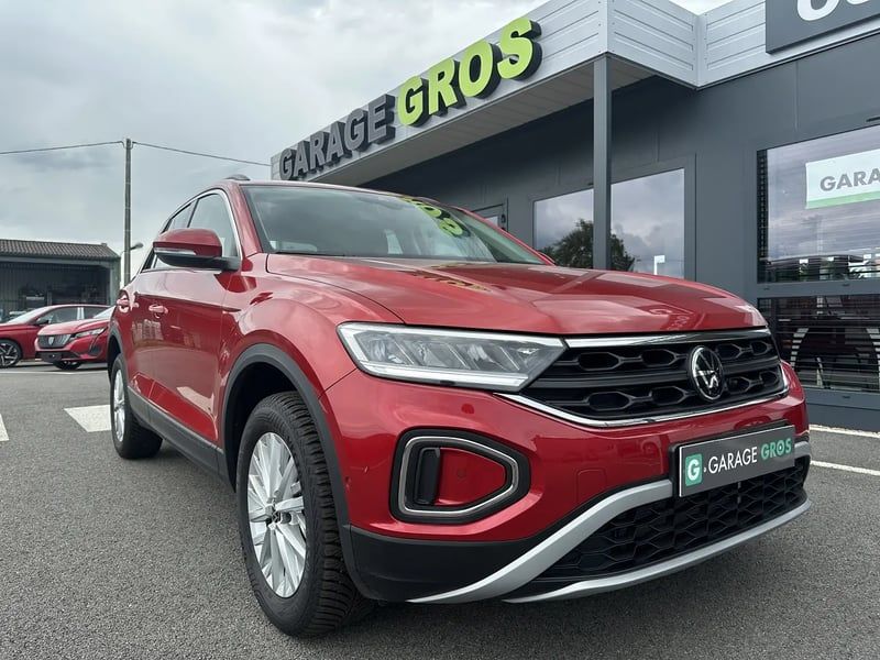 Photo de la voiture VOLKSWAGEN T-ROC 1.0 TSI 116 Start/Stop BVM6 Life Plus