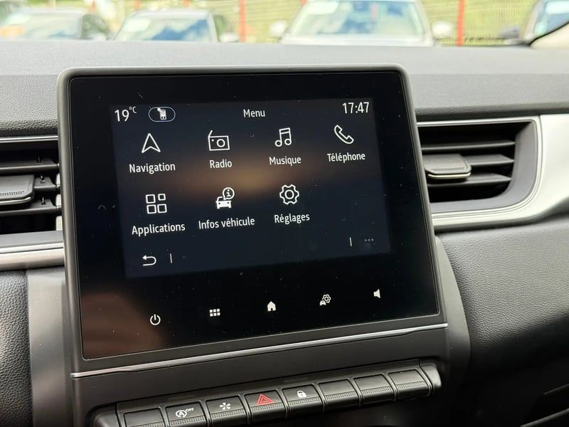 Photo de la voiture RENAULT CAPTUR TCe 90 Techno