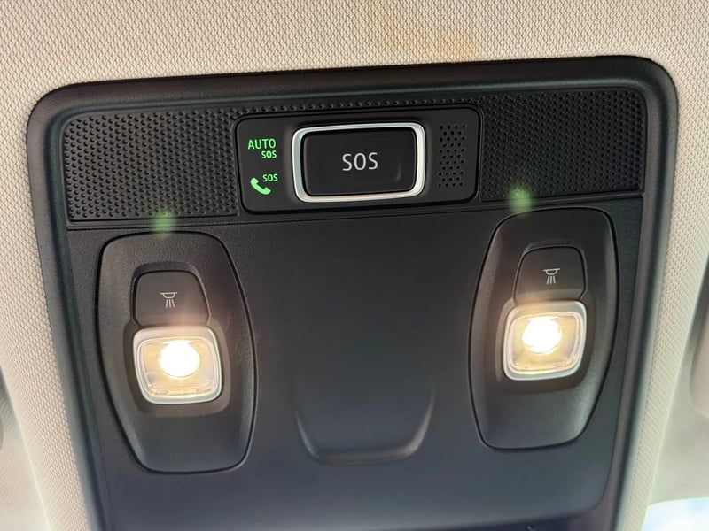 Photo de la voiture RENAULT CAPTUR TCe 90 Techno