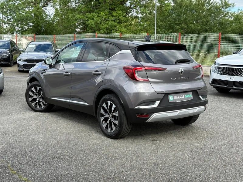 Photo de la voiture RENAULT CAPTUR TCe 90 Techno