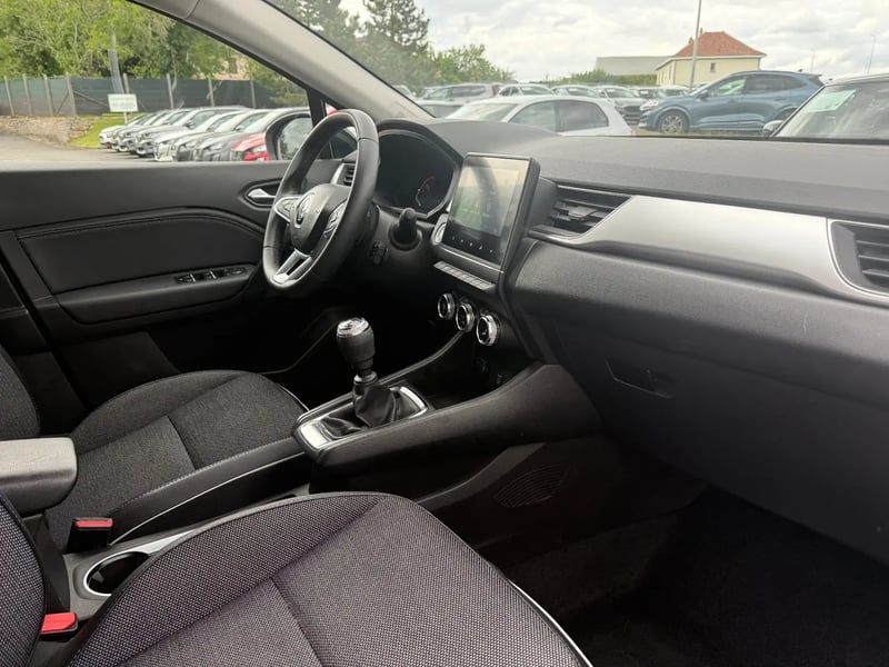 Photo de la voiture RENAULT CAPTUR TCe 90 Techno