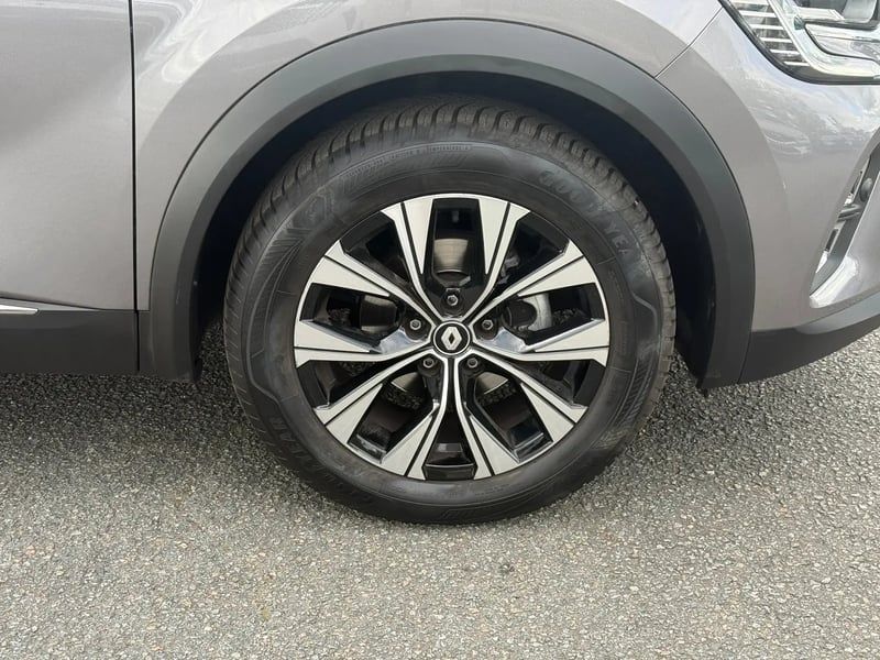 Photo de la voiture RENAULT CAPTUR TCe 90 Techno
