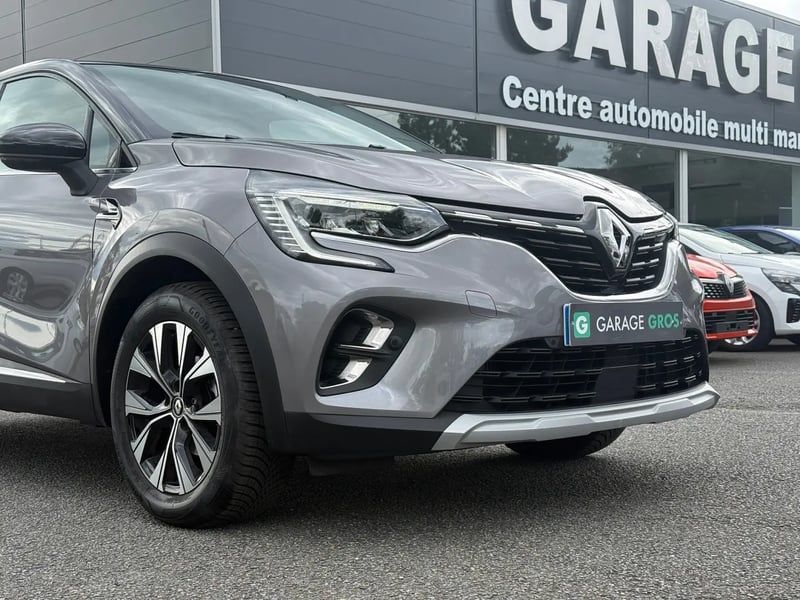 Photo de la voiture RENAULT CAPTUR TCe 90 Techno