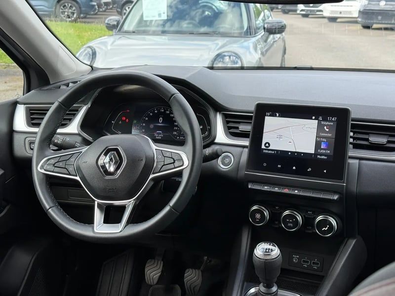 Photo de la voiture RENAULT CAPTUR TCe 90 Techno