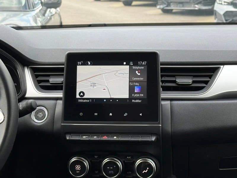 Photo de la voiture RENAULT CAPTUR TCe 90 Techno